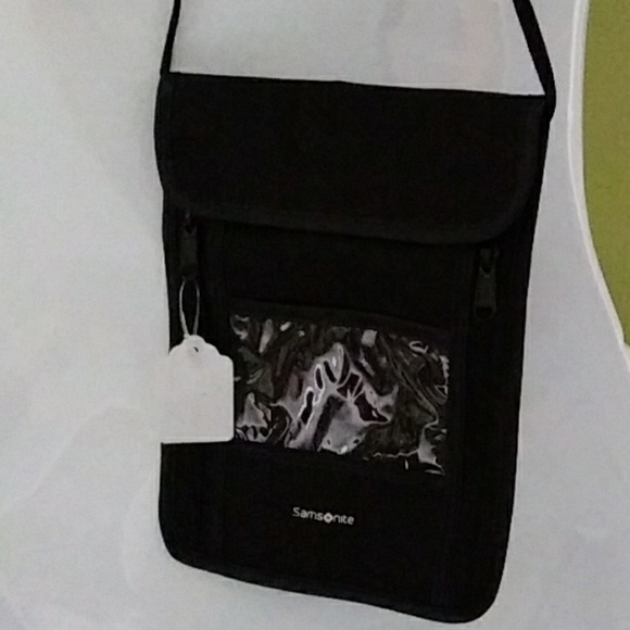 samsonite rfid neck pouch